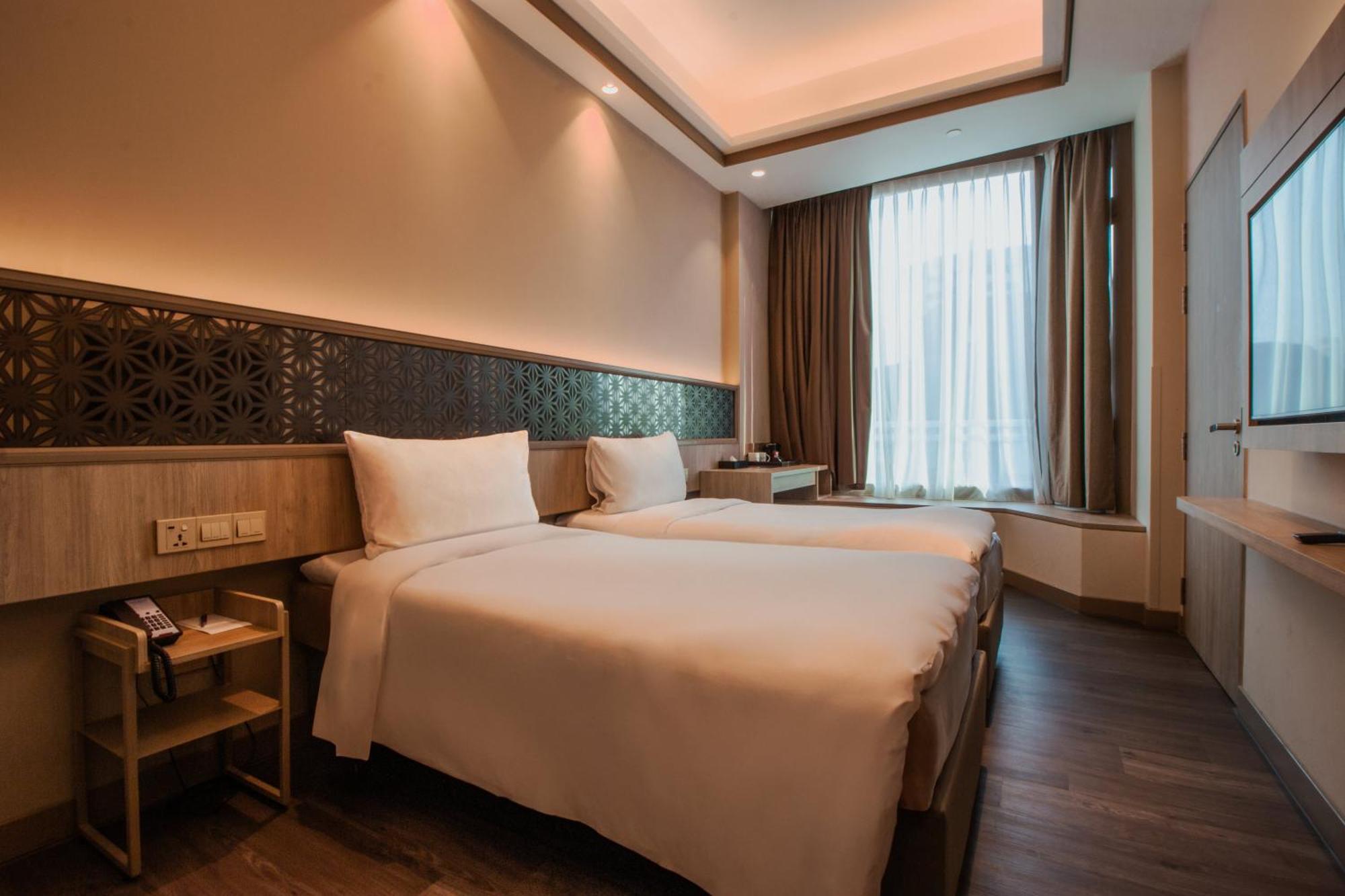 Aqueen Prestige Hotel Jalan Besar Singapur Exterior foto